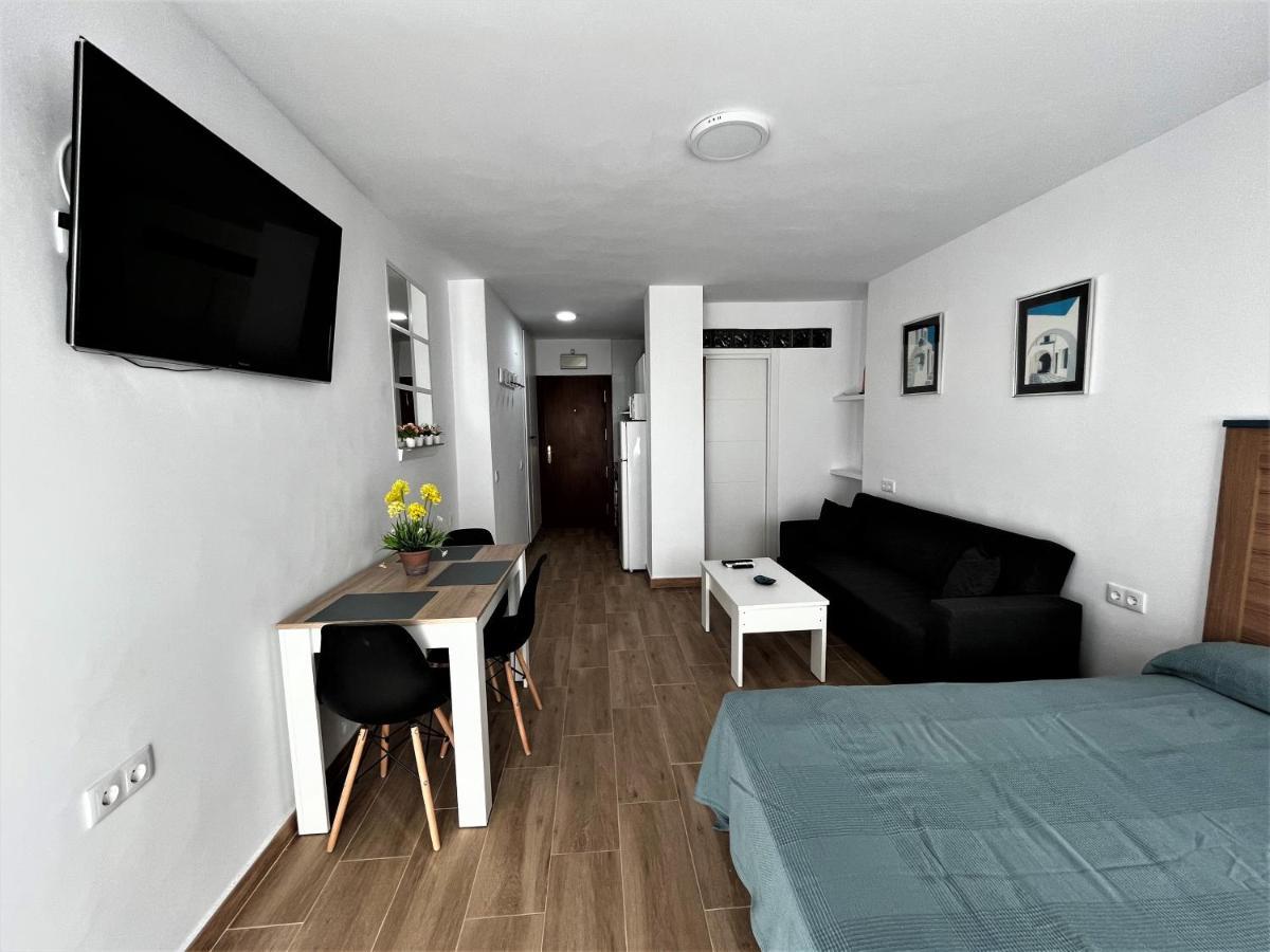 Ver7 - Estudio, Wifi, Fire Stick Amazon, Terraza, Vistas Al Mar, Piscina Torremolinos Exterior foto