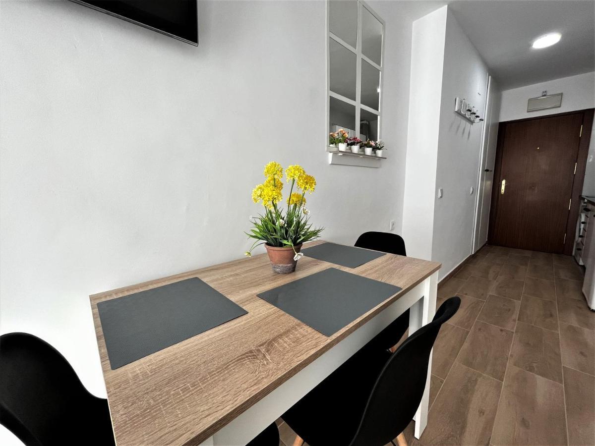 Ver7 - Estudio, Wifi, Fire Stick Amazon, Terraza, Vistas Al Mar, Piscina Torremolinos Exterior foto